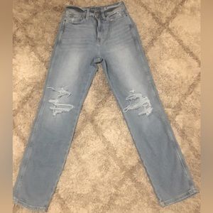Arizona Jeans Company distressed denim jeans